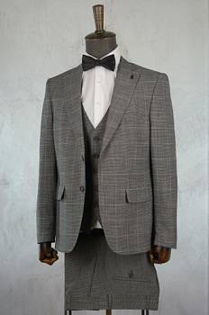 Костюм мужской тройка Вентури