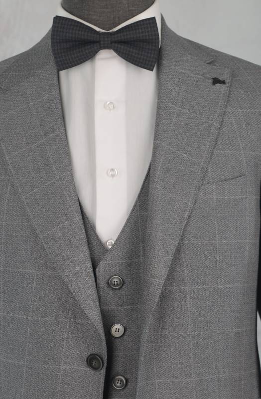 Костюм мужской тройка Пол